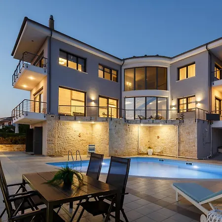 Etheria Luxe