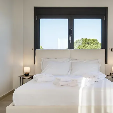 Etheria Luxe Peraía