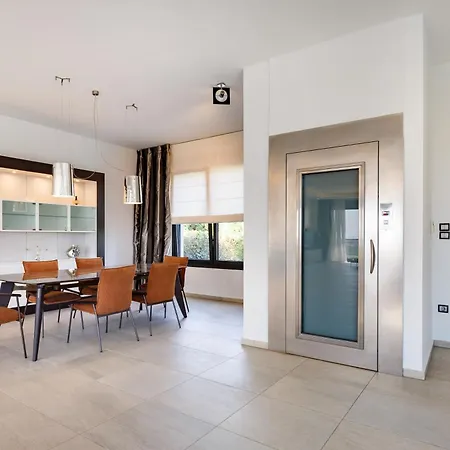 Etheria Luxe * Peraía