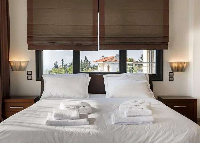 Etheria Luxe Villa Peraía