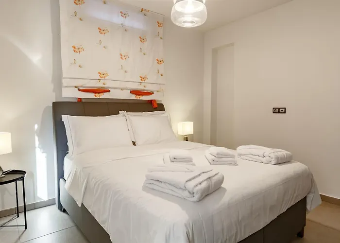 Etheria Luxe * Peraía