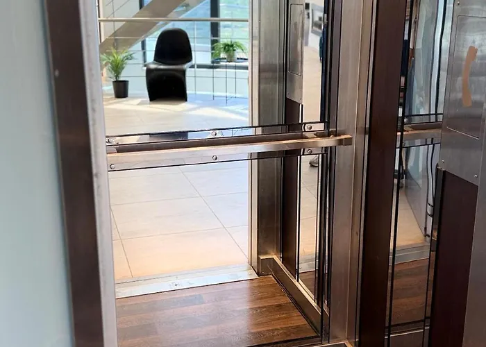Etheria Luxe فيلة