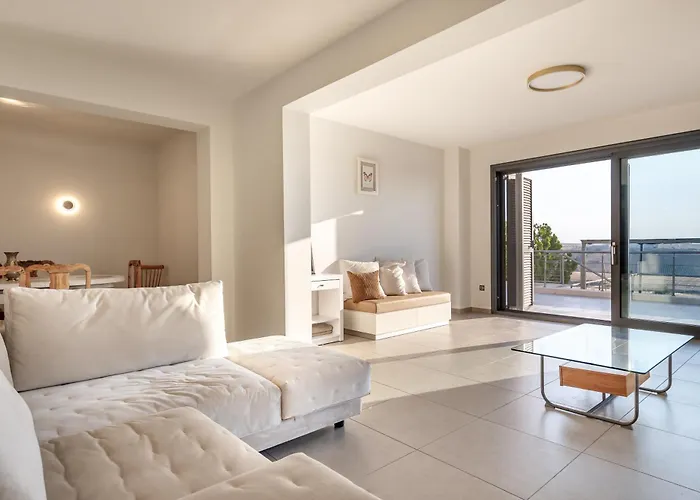 Etheria Luxe Peraía